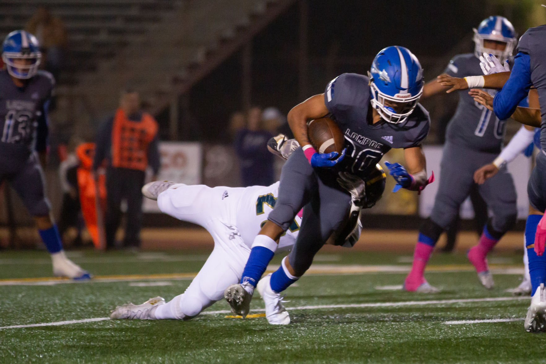 102921 Lompoc Dos Pueblos Football 16.jpg